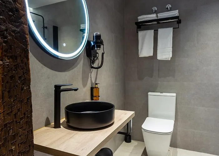 Casual Fuentes Pensionat 4*