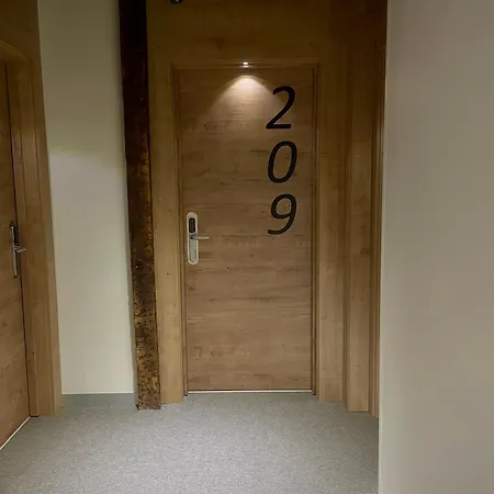 De La Fuente Pensión 4*